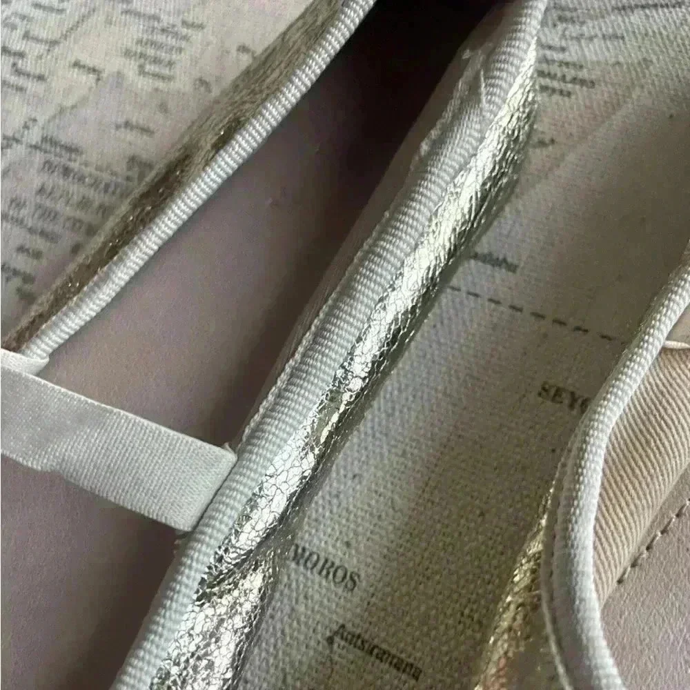 ZARA 31 (13.5), Gold Bow Ballet Flats